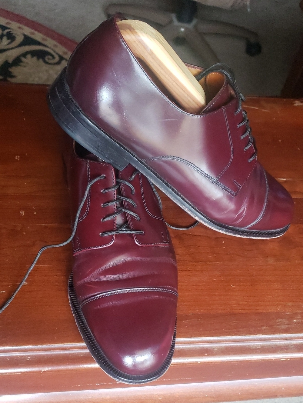 Cole Haan Burgandy Shining Leather Derby